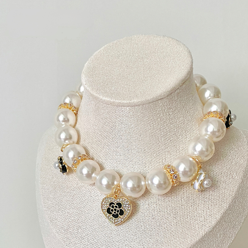 Classic Pearl Black Camellia Pet Necklace - Blingyfur 